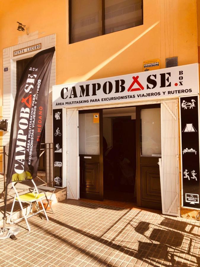 Campobase.Box Hostel El Medano  Ngoại thất bức ảnh